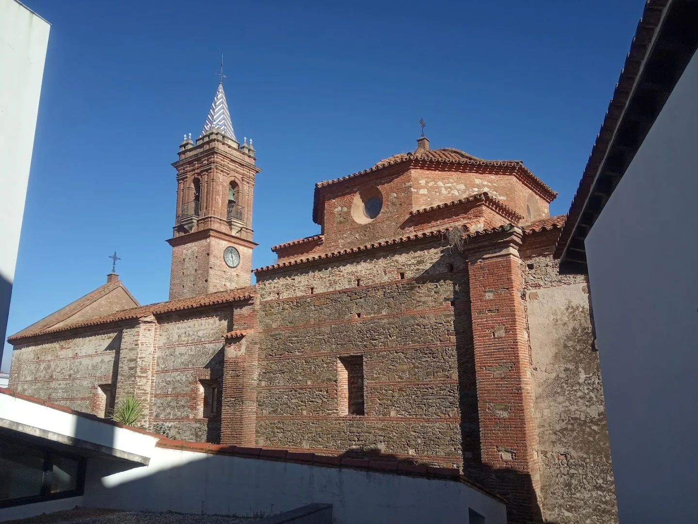 Foto 4 de Ayuntamiento de Fuenteheridos