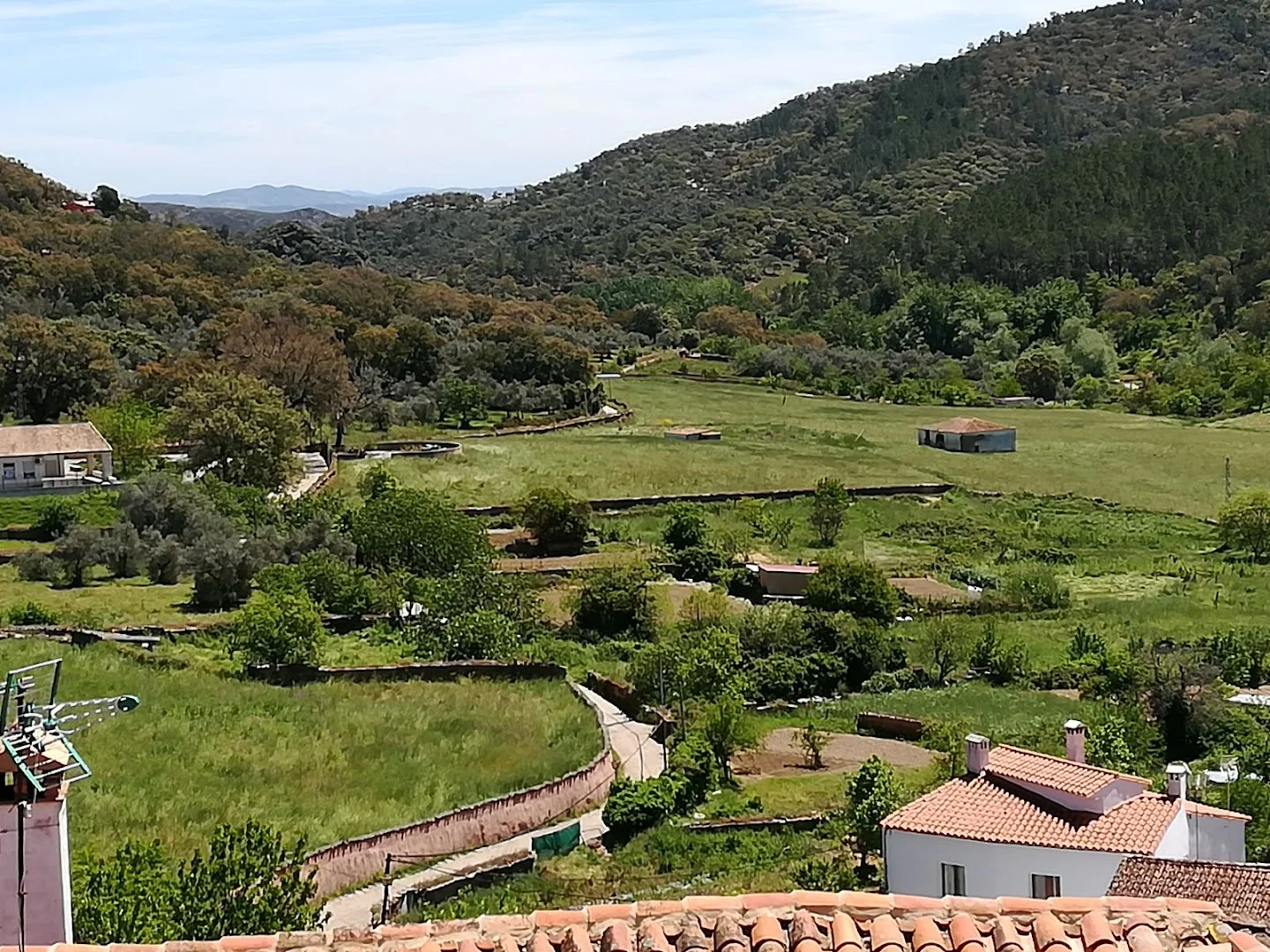 Foto 4 de Ayuntamiento de Valdelarco