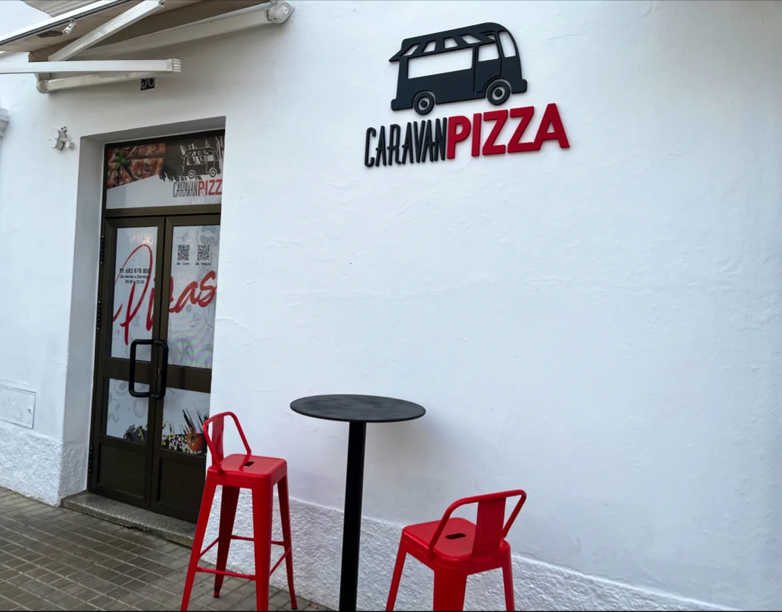 Caravan Pizza
