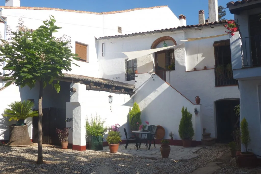 Casas El Tragaluz