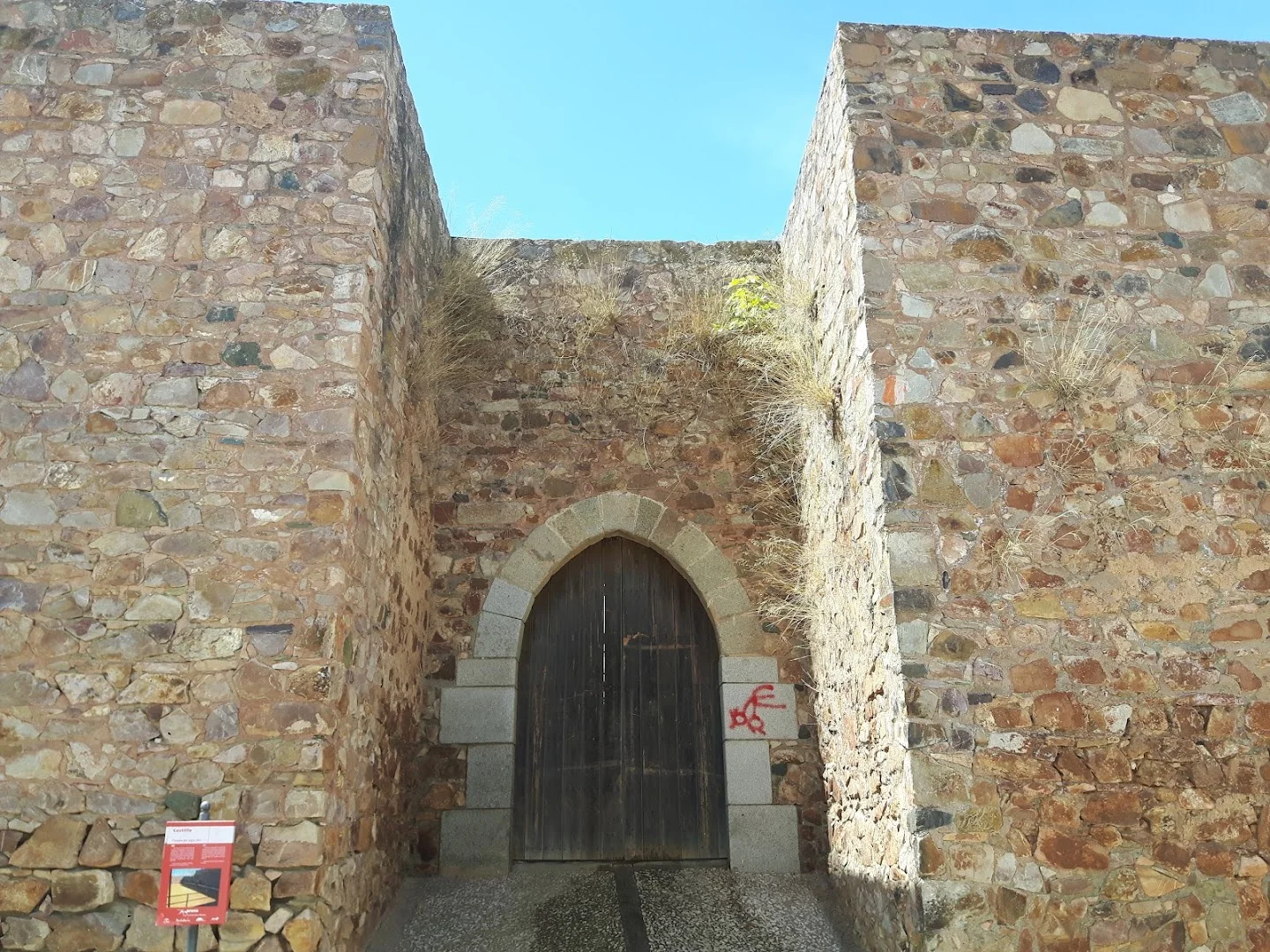 Castillo Cumbres De San Bartolome