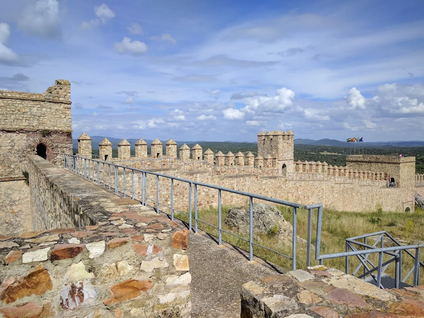 Foto 5 de Castillo de Santa Olalla del Cala