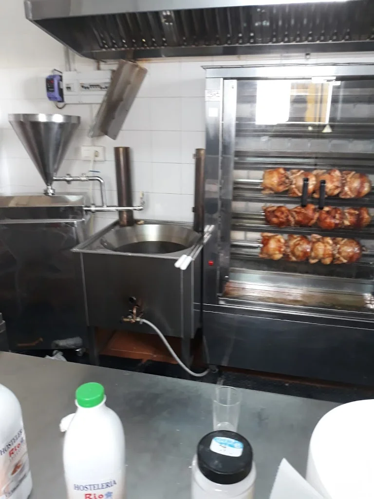 Churrería y Asador de Pollos Javi