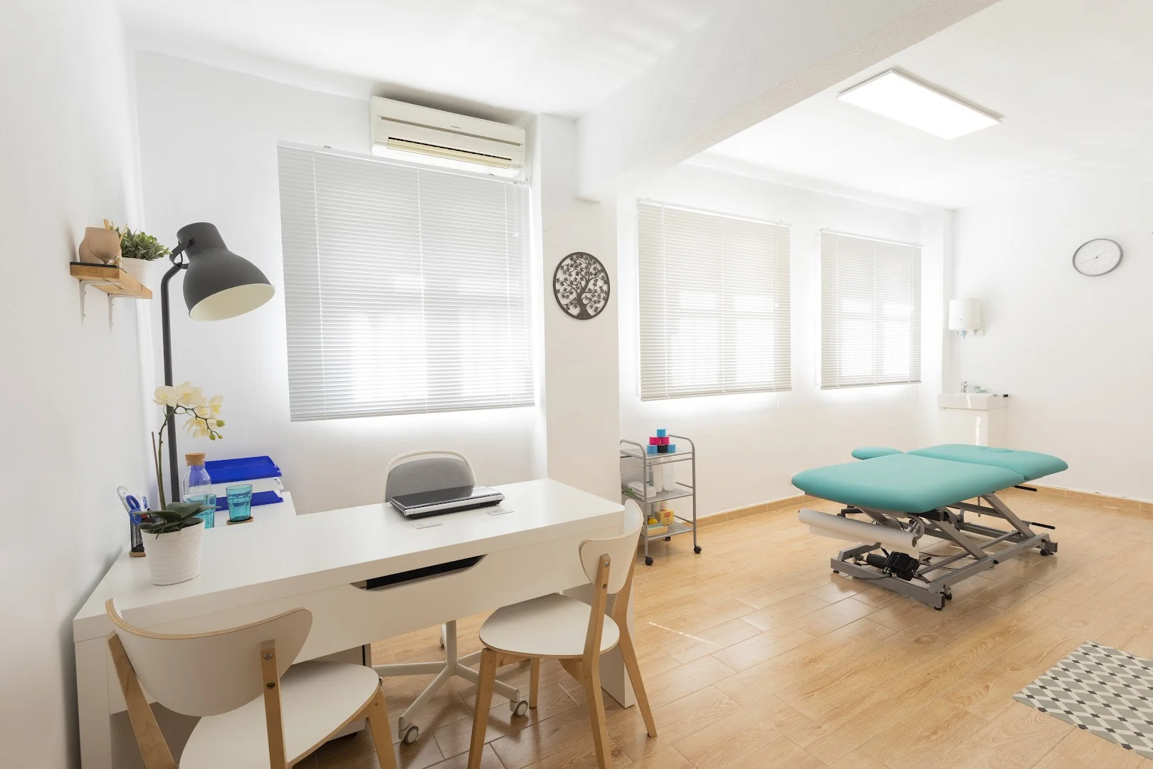 Foto 3 de Clinica Ki2 Fisioterapia Osteopatía Salud