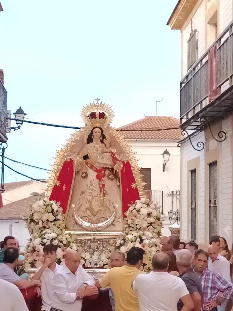 Cruz-Fuente Del Altozano