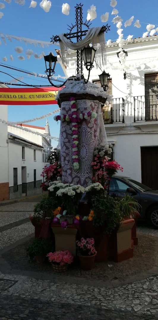Foto 4 de Cruz-Fuente Del Altozano