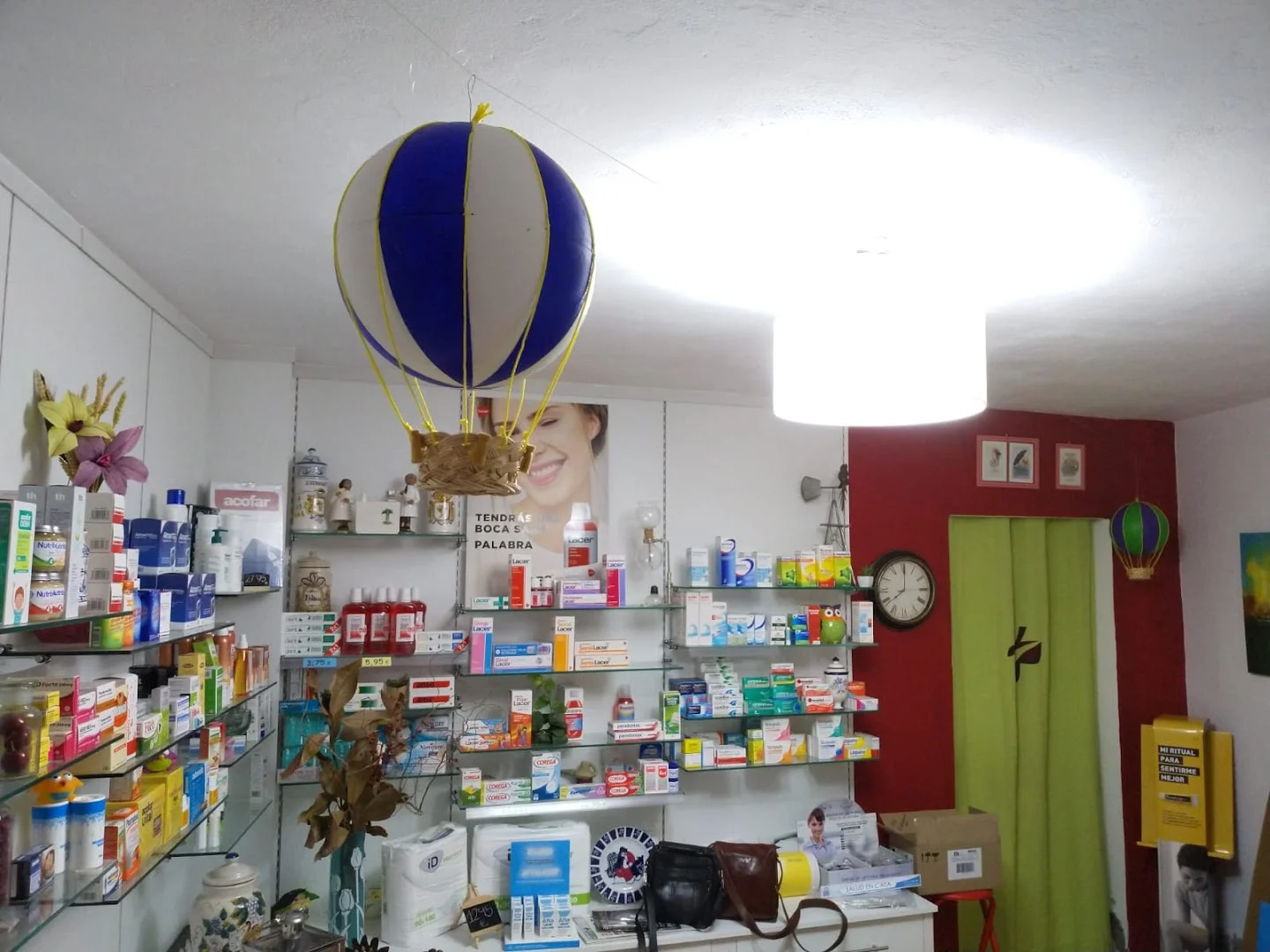 Foto 3 de Farmacia Santa Ana La Real (Rojas Uceda Francisco Javier)