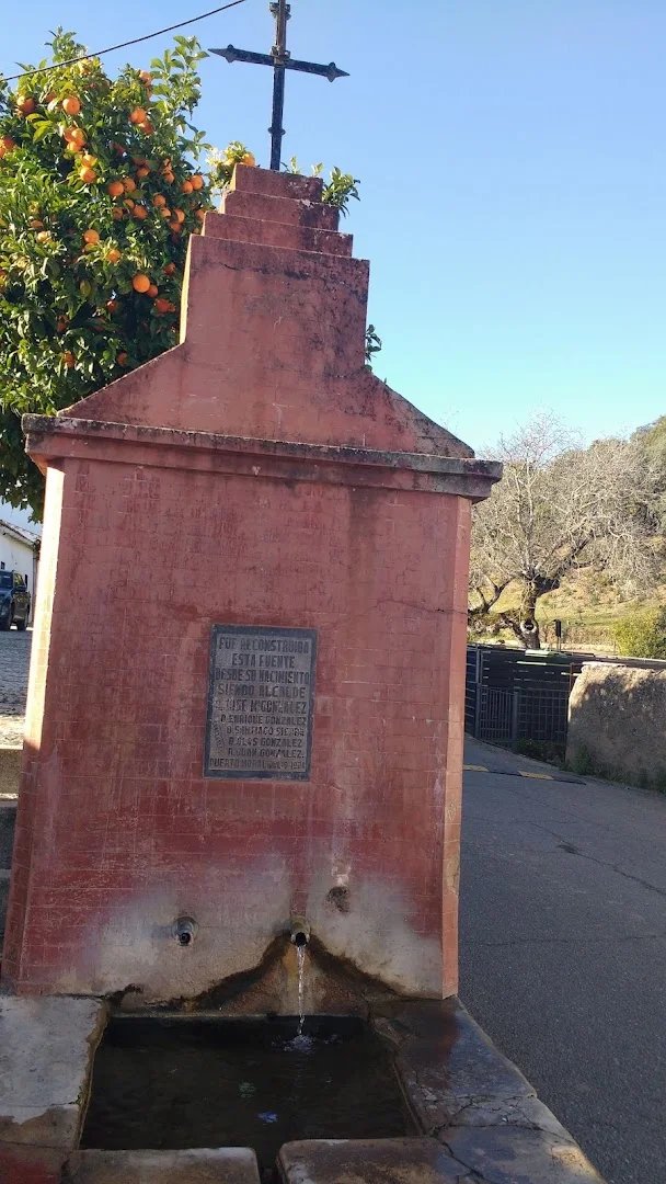 Fuente Del Pilar