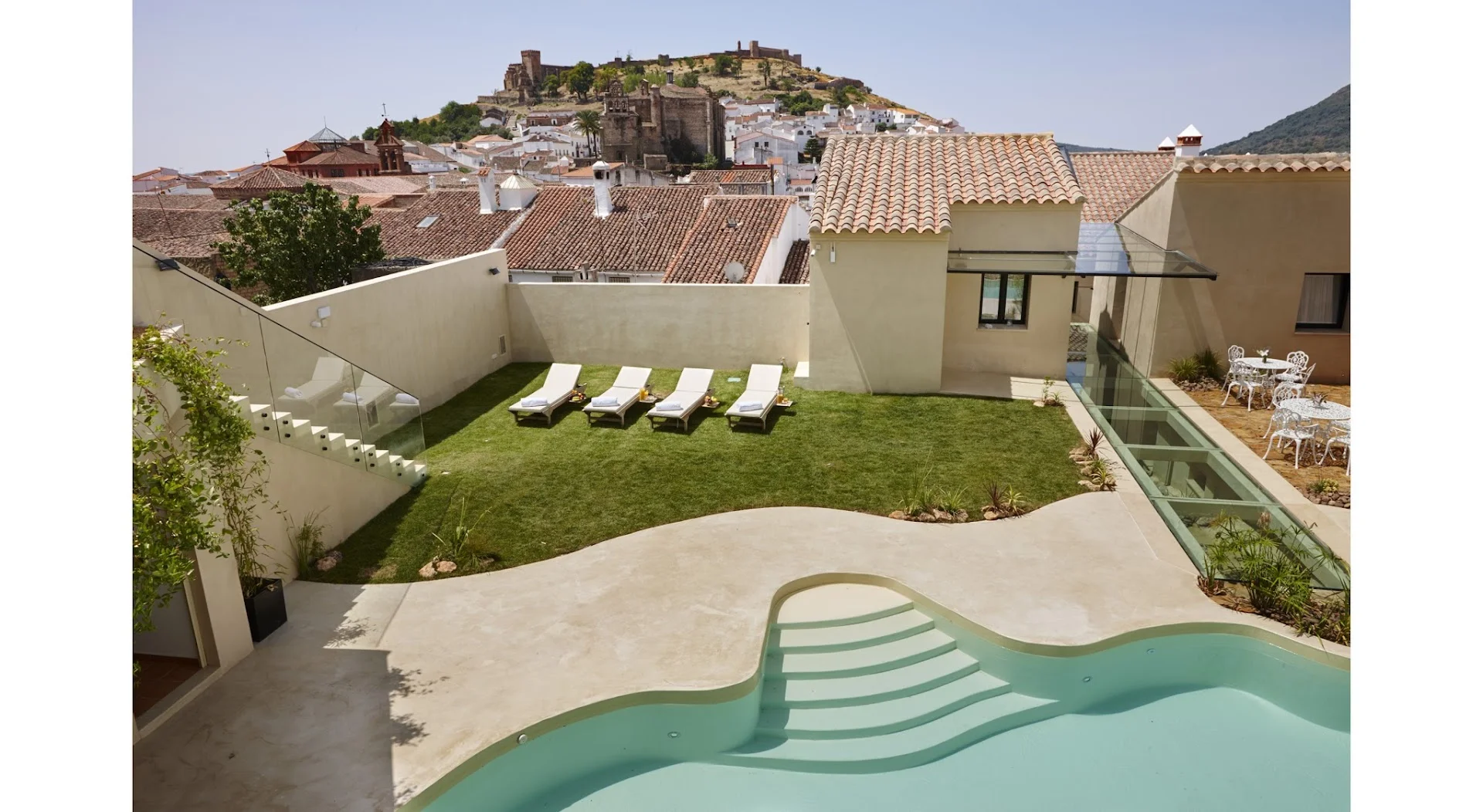 Hotel Essentia, Aracena, Huelva