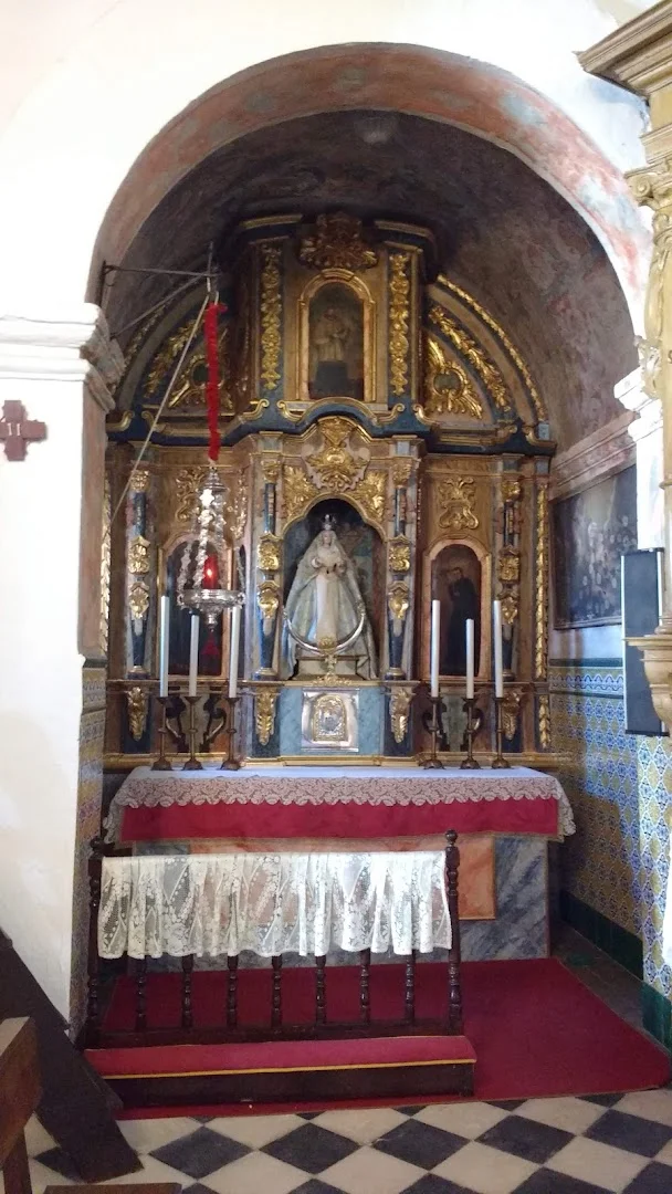 Foto 4 de Iglesia de Puerto Moral (San Pedro y San Pablo)