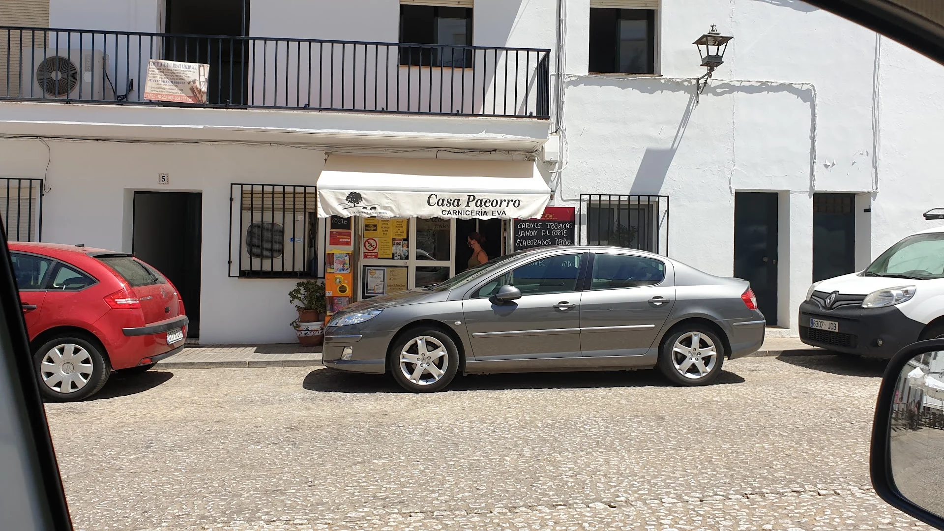 Jamones y Embutidos Casa Pacorro-Carniceria Eva