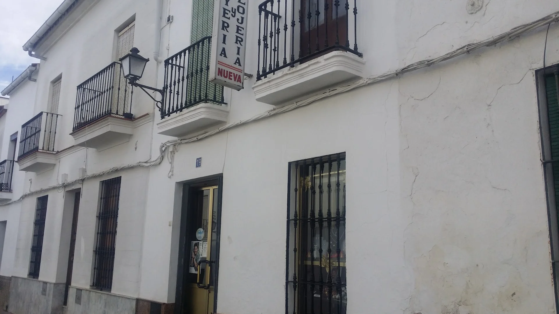 Joyería y Relojería Nueva
