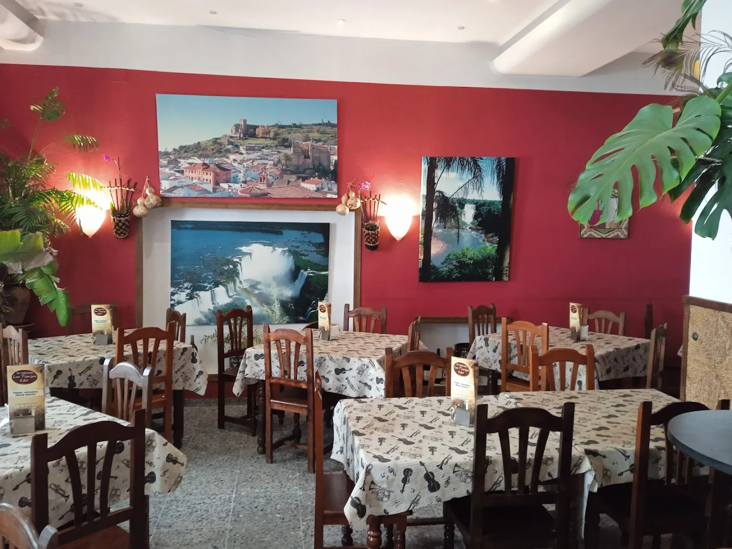 Las Tinajas Bar Restaurante