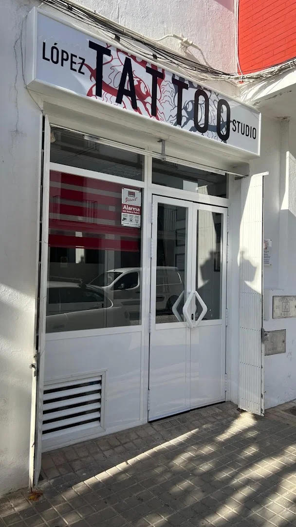 Lopez Tattoo Studio