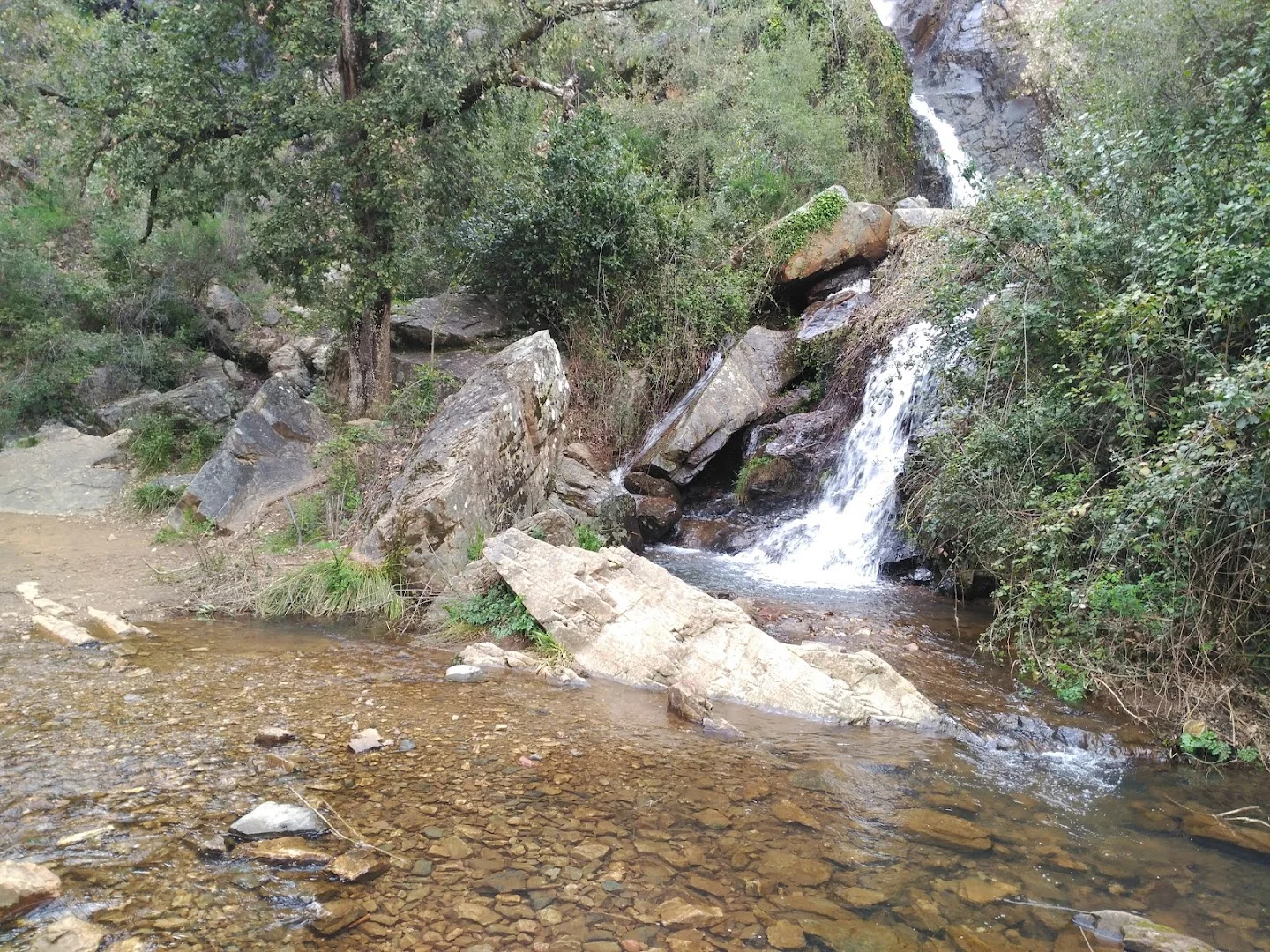 Foto 4 de Los Chorros de Joyarancón