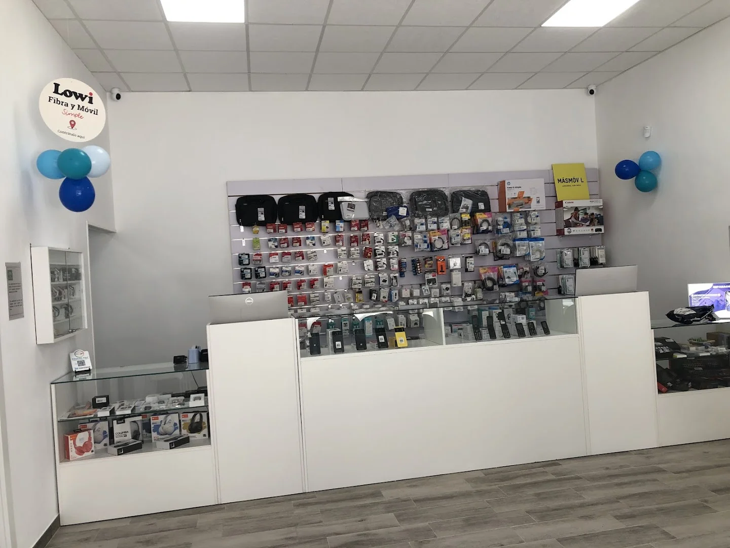 Foto 3 de Marchena Servicios Informáticos – Reparación de Móviles y Ordenadores