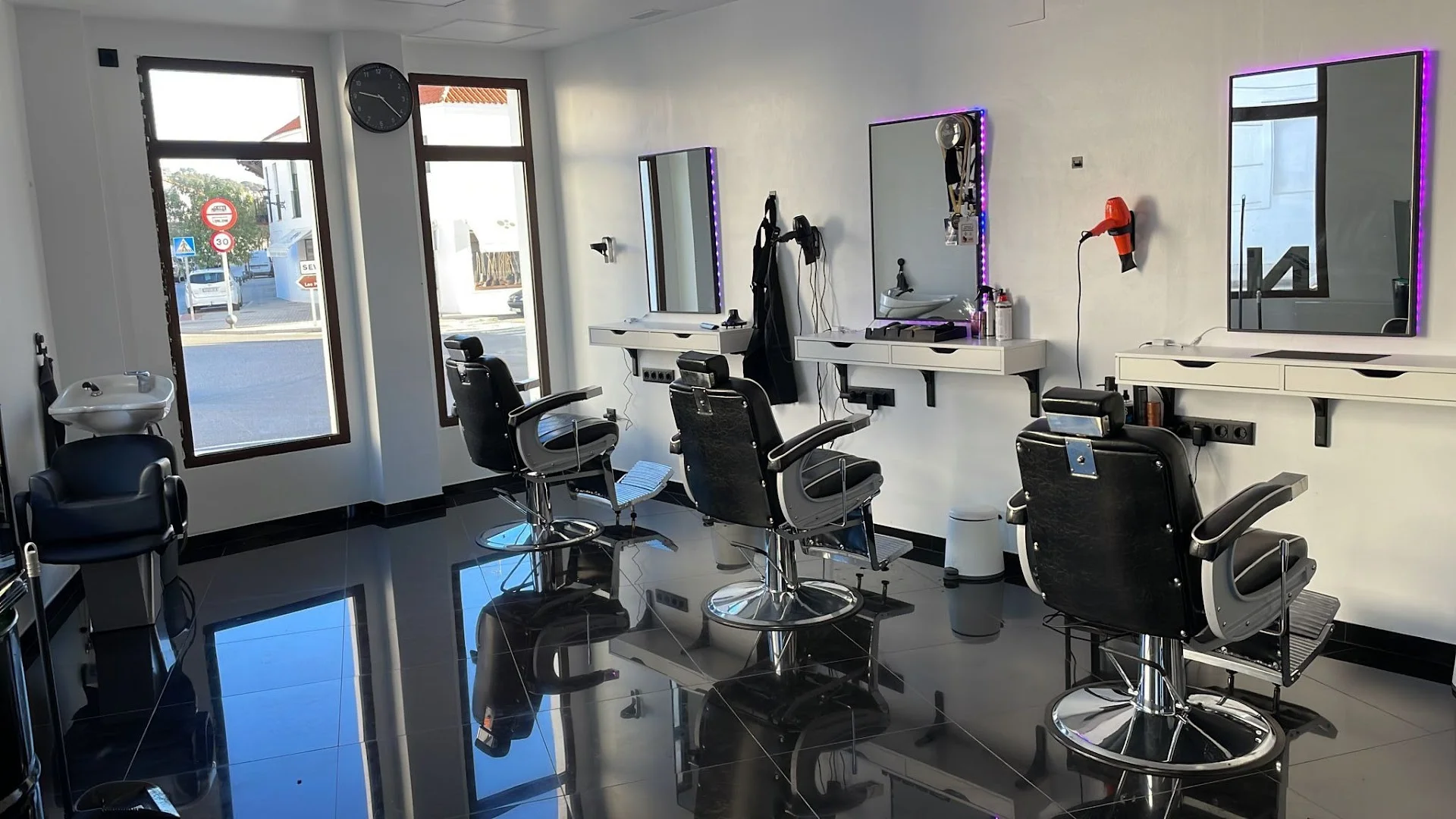 Foto 5 de Nene Barber 7