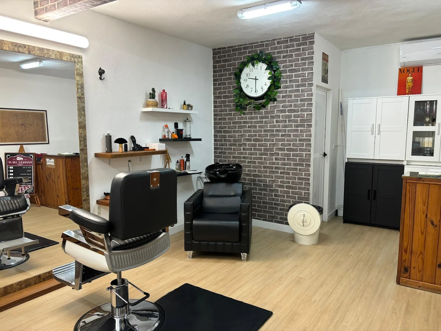Peluqueria de Caballeros Barbero Viejo
