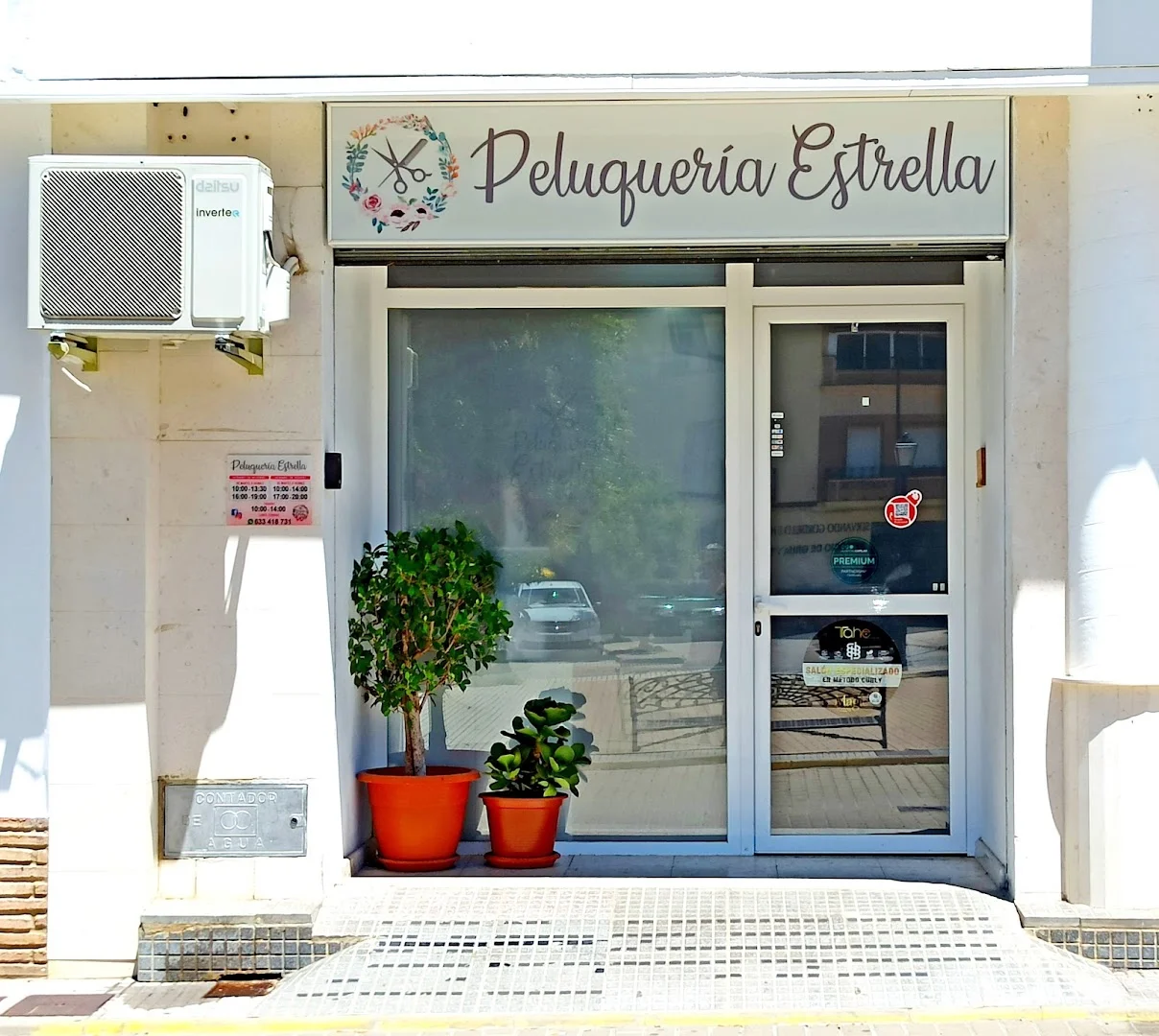 Foto 3 de Peluquería Estrella Carvajal