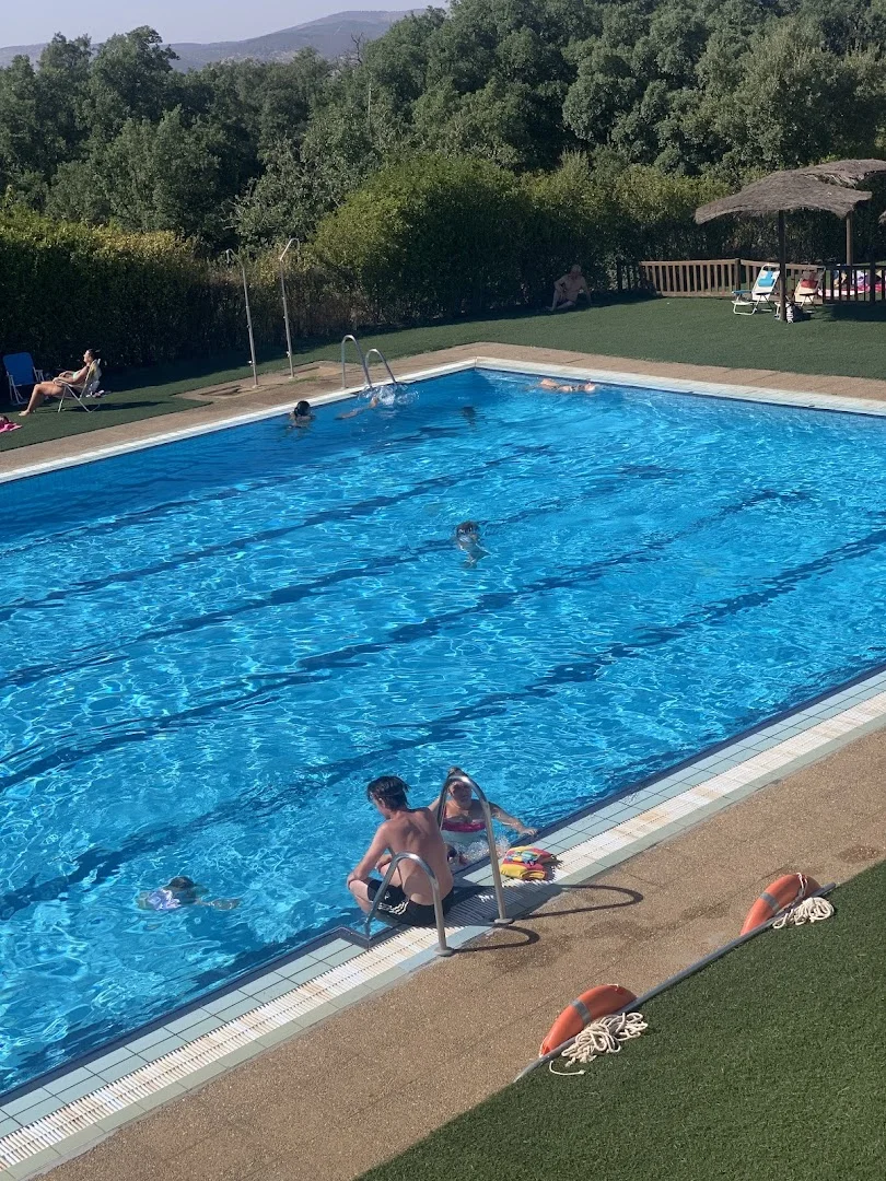 Piscina Municipal Cortelazor