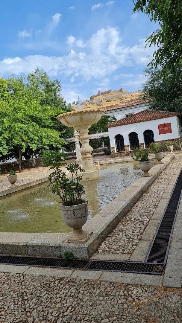 Foto 5 de Plaza de Doña Elvira