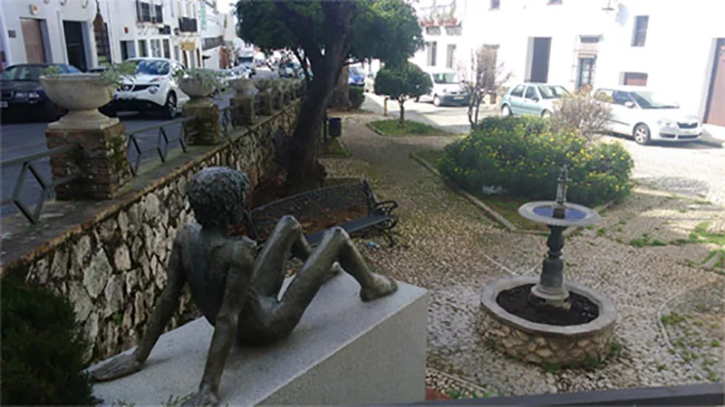 Plaza Poeta Fermín Requena
