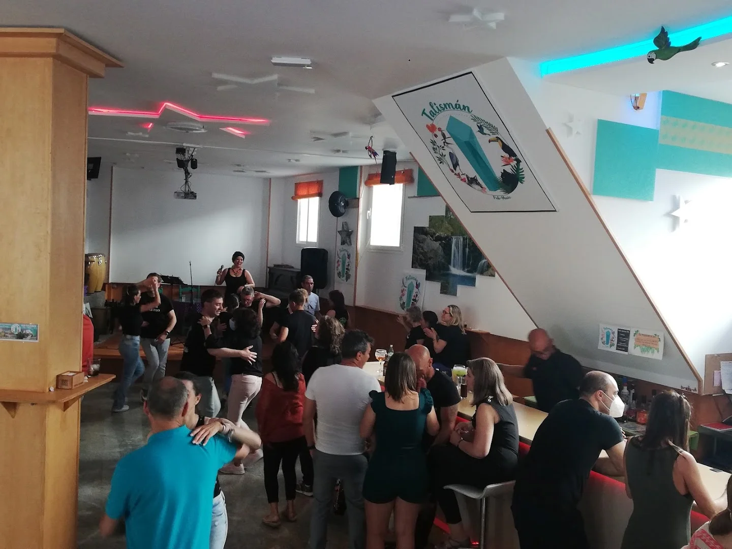 Foto 5 de Pub Talisman Aracena con Zona de Ocio Infantil