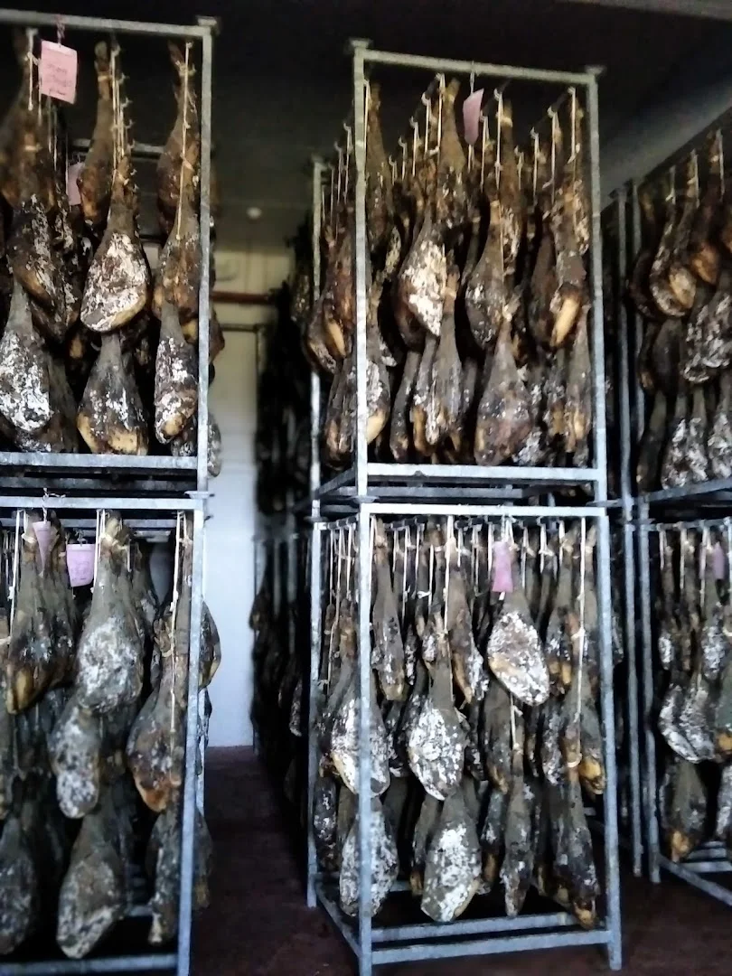 Foto 4 de Sanchez De Jabugo Jamones y Carniceria