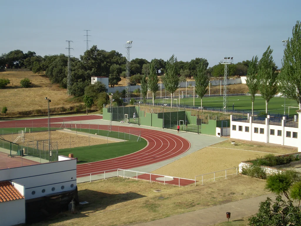 Foto 3 de Zona Deportiva Polideportivo San Jerónimo